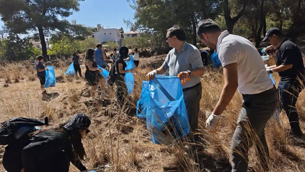 Kepez’de Orman Çöplerden Arındı! 4